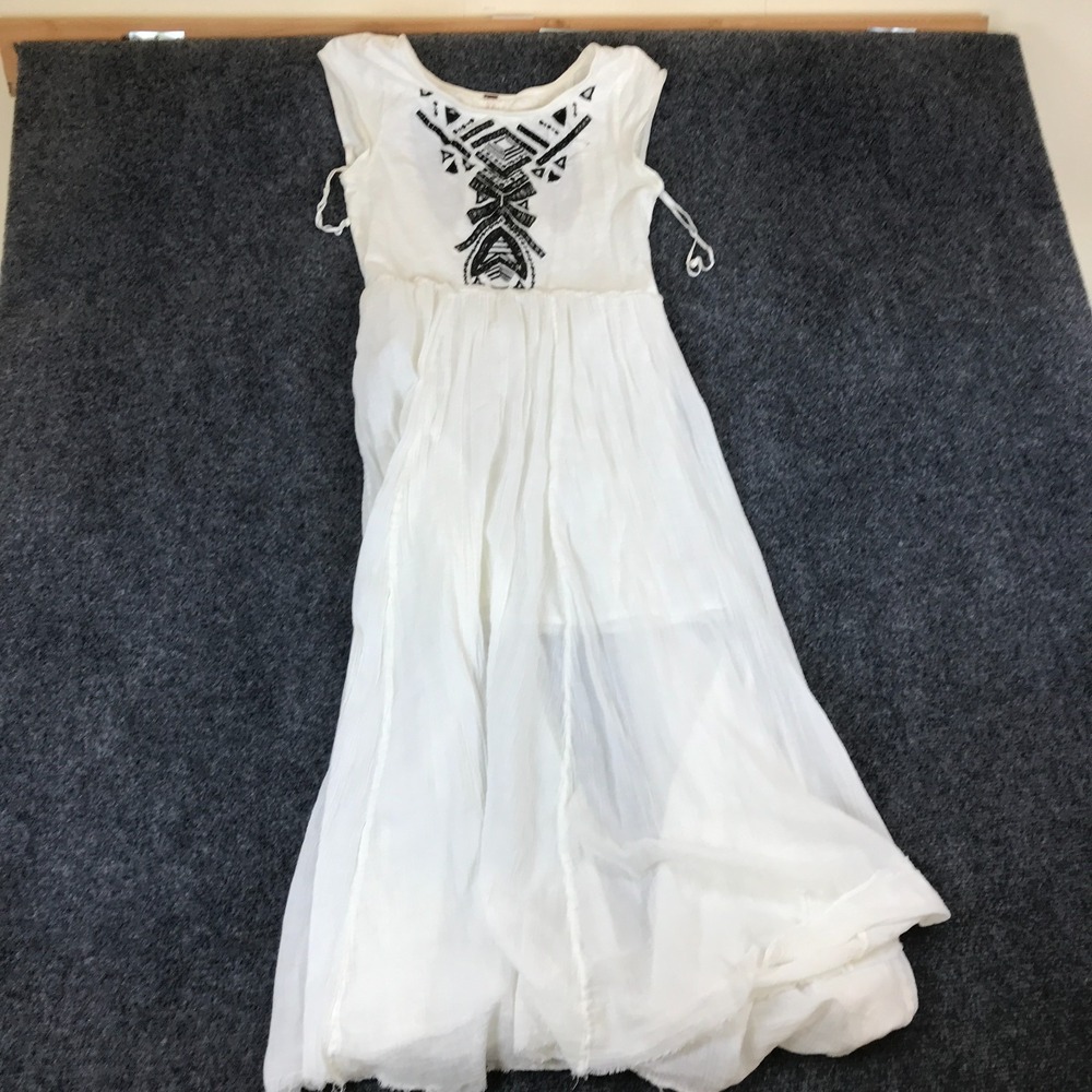 Free People Maxi Dress Womens XS White Embroidered Tribal Sleeveless Evening